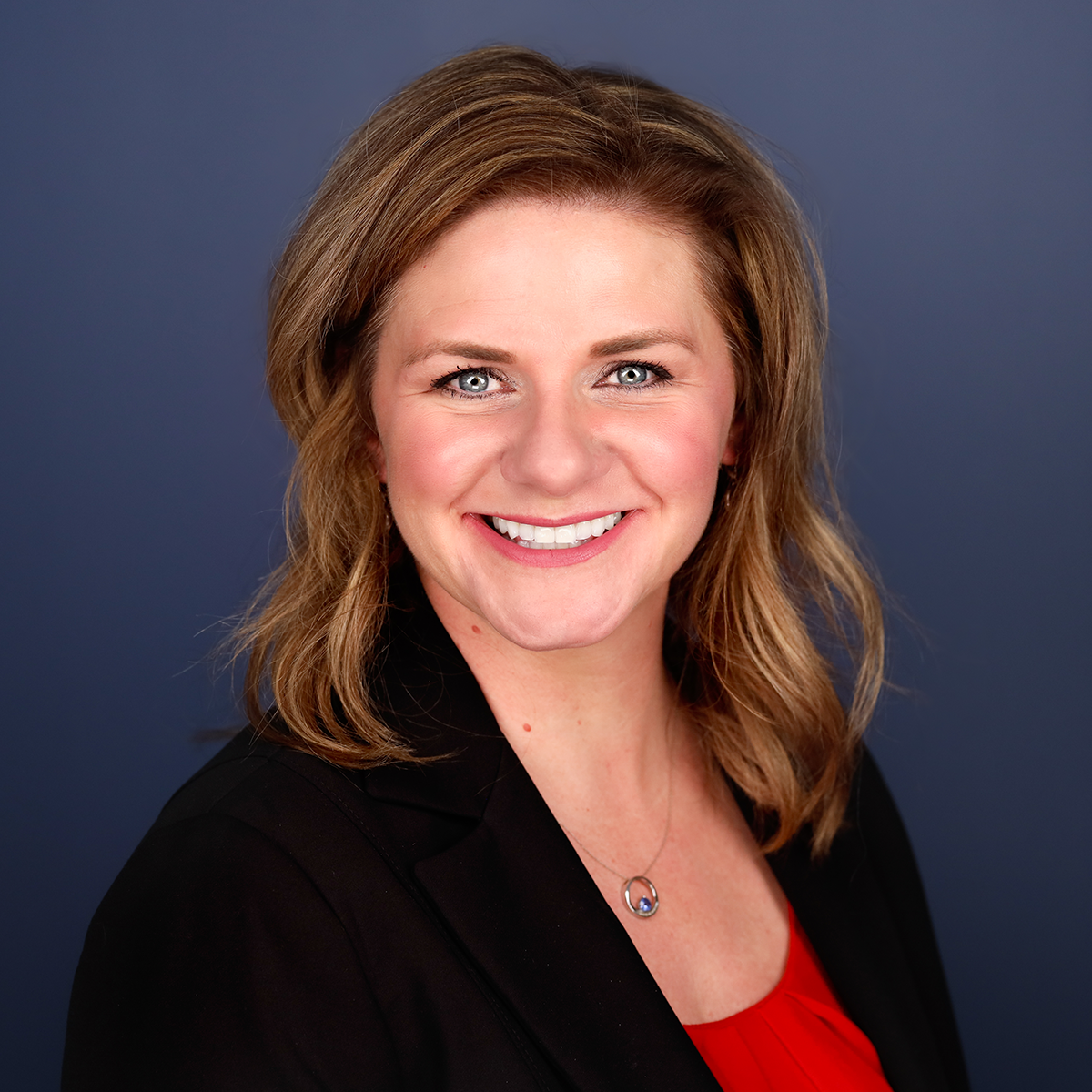 Headshot photo of Kari Gomes, PT, DPT